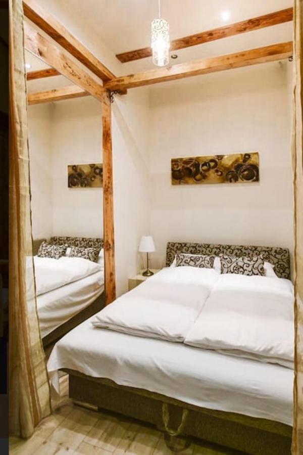 Rustic In The Jewish Quarter Apartamento Budapest